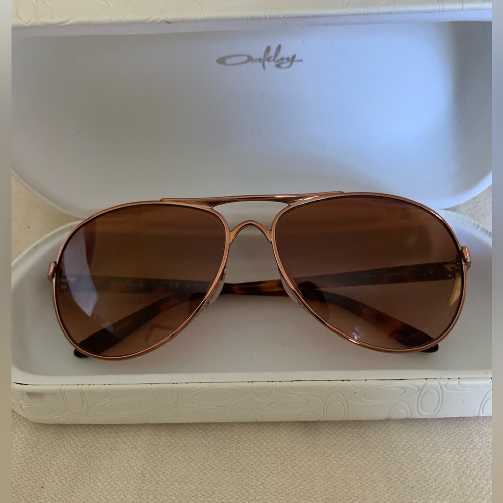 Women’s Oakley Sunglasses
